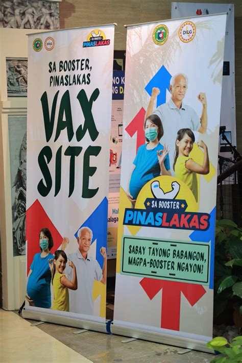 Quezon City expands vaccination to national government .